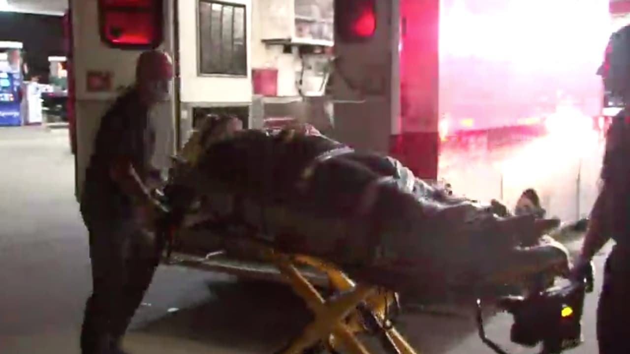 Hombre armado roba ambulancia con paciente adentro y origina una persecución en las calles de Houston