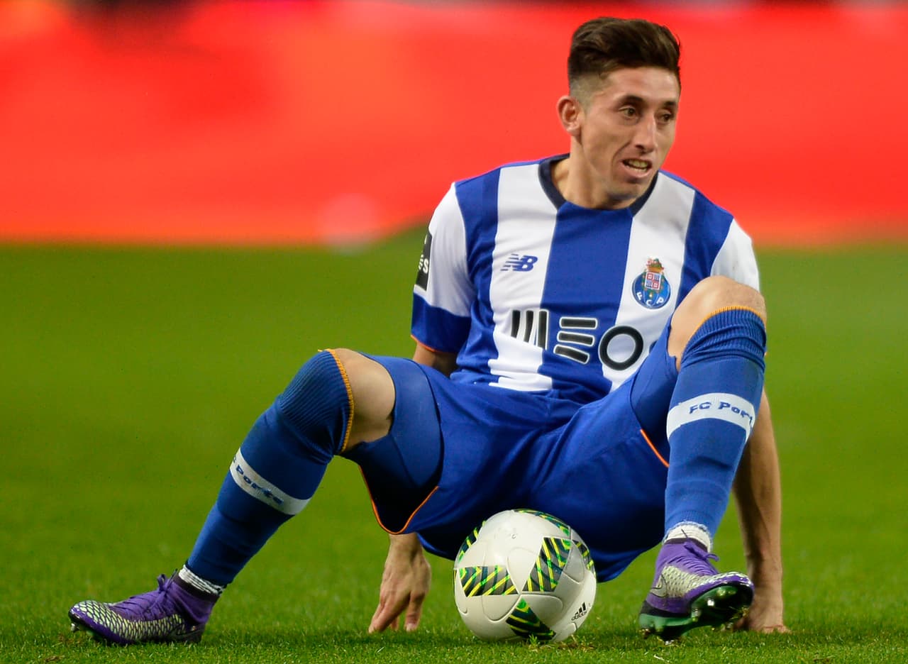 El Oporto estaría dispuesto a vender a Héctor Herrera para sanear sus finanzas
