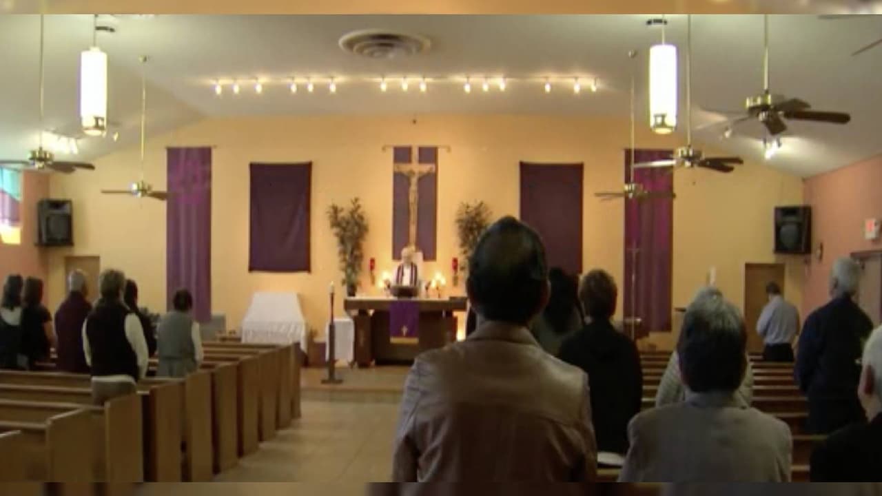 Cancelan misas y confesiones para evitar propagación de coronavirus