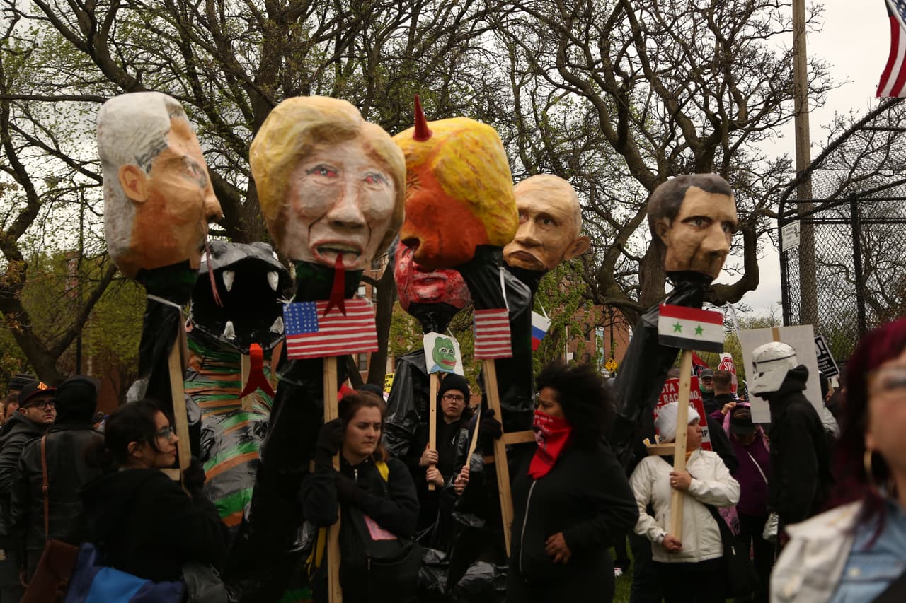 Desde mucho antes del mediodía, la hora en la que estaba marcada la convocatoria, cientos de personas se dieron cita en el Parque Unión para participar en esta marcha que se dirigirá esta tarde en la Plaza Daley, en el corazón de Chicago.