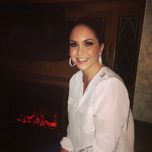 “Una cosa rarísima… es una cosa que te ríes y ya nada se mueve, es una cosa muy rara”, continuó diciendo la actriz al referirse al aspecto que ella cree tendría si se pusiera botox para contrarrestar los efectos de la edad.