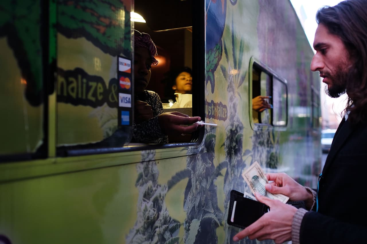 Una golosina con el ingrediente especial cuesta cerca de $5 USD.