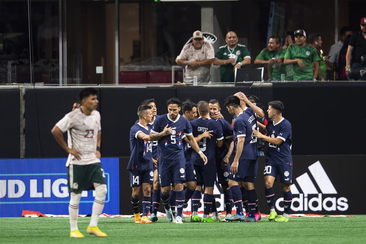 El Tri de Gerardo Martino no termina por encontrar el gol y pese a las múltiples opciones que tuvo ante Paraguay, terminó perdiendo y con abucheos por parte de la afición en Atlanta.
