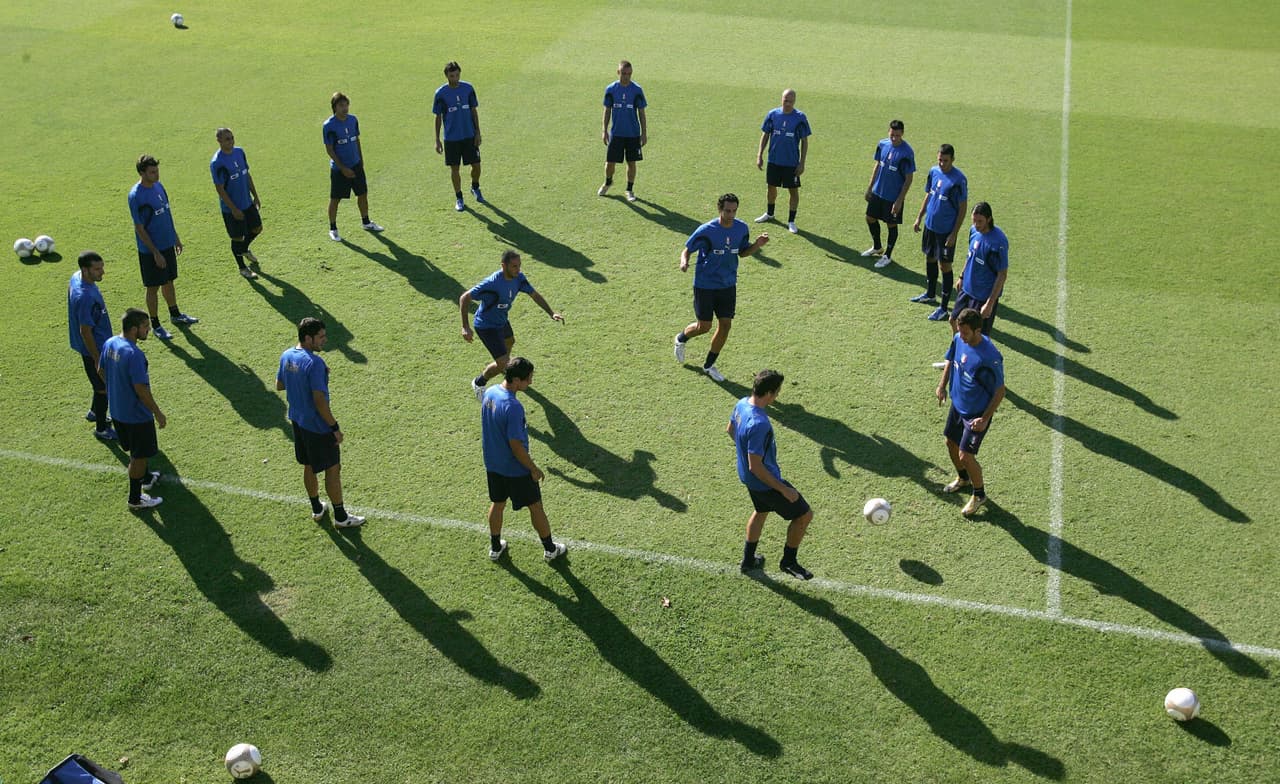 Los ejercicios más simples como "El Torito" o "El Rondo" son los mejores para ejercitar situaciones de juego reales.