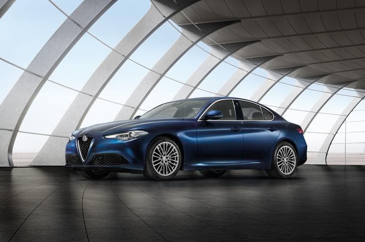 Nueva York 2016: Alfa Romeo divulga detalles del Giulia 2017