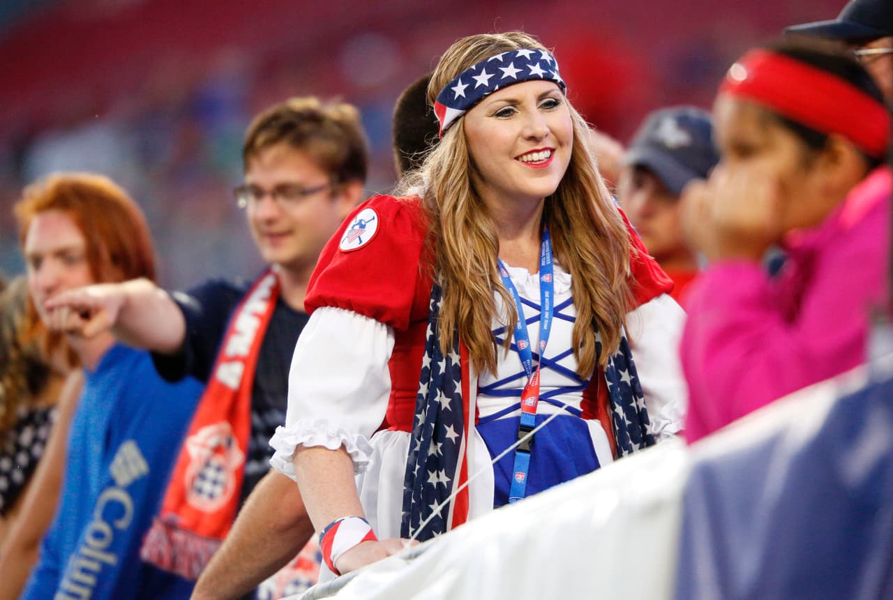 El 12 de julio la acción fue en el Raymond James Stadium de Tampa, donde EEUU enfrentó a Martinica.