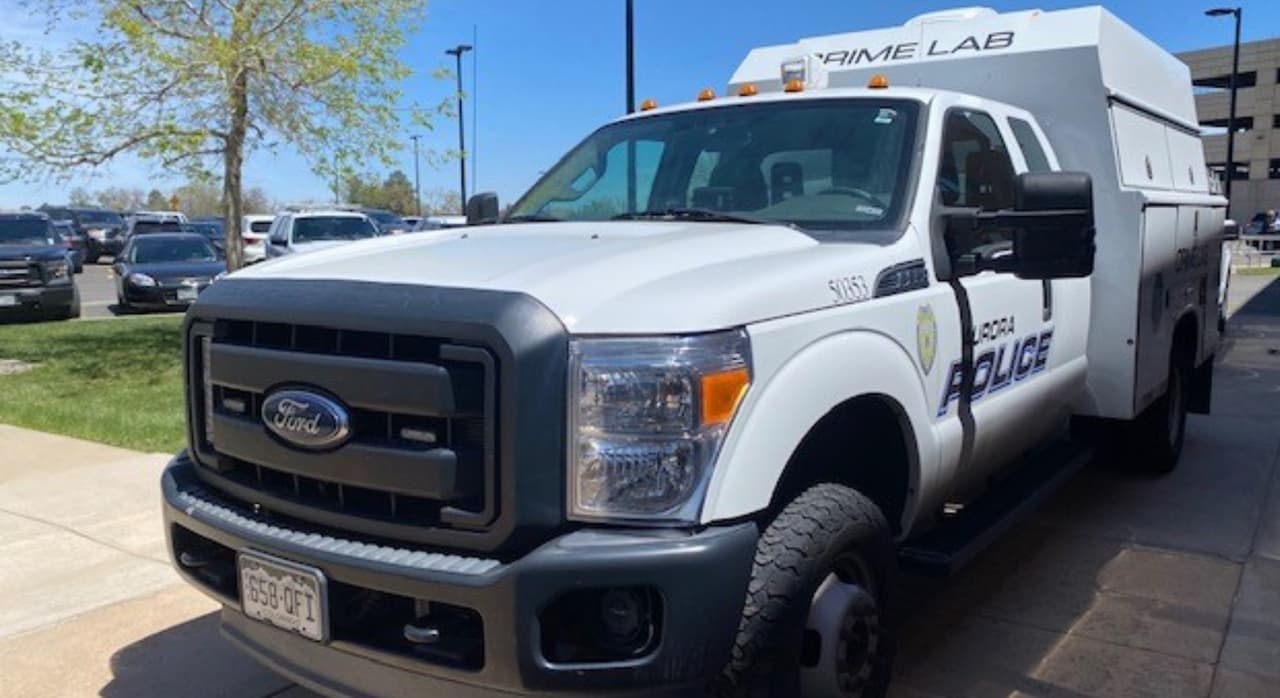Hispano Axel Morales muere tras estrellar su vehículo en un árbol en Aurora