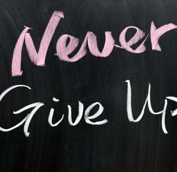Por ejemplo, este mensaje de "nunca rendirse" ante conseguir lo que uno quiere.