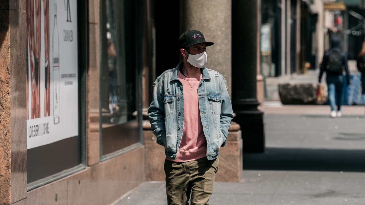 Multa de $1,000 para las personas que no se cubran la cara en Houston y el condado Harris