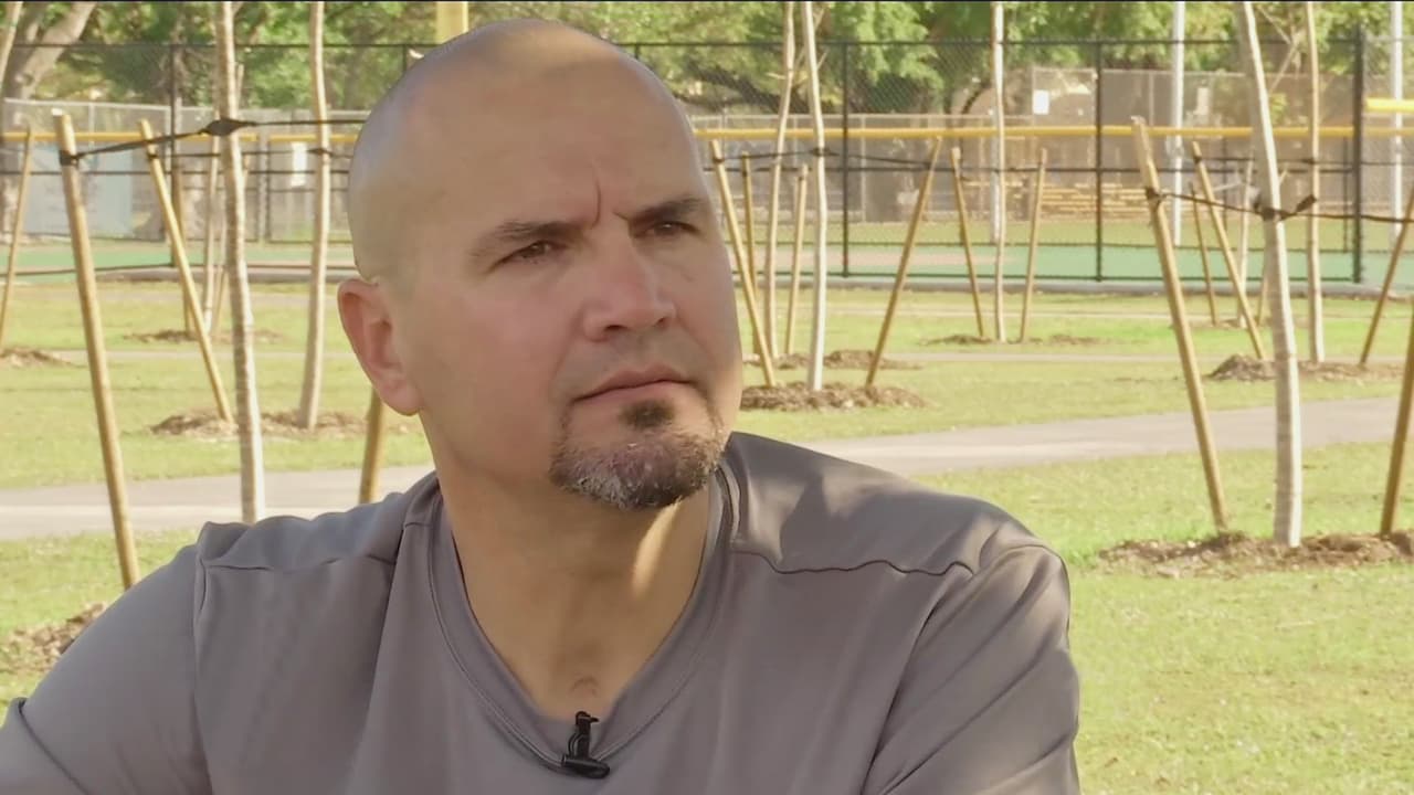 Perdió sus piernas en un accidente de auto, pero con su fuerza de voluntad está a punto de volver a caminar