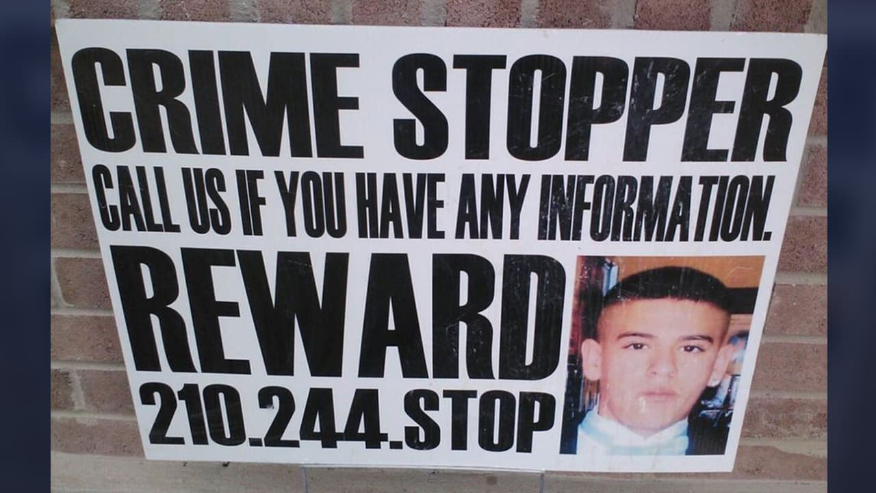 A 15 años de su asesinato, Crime Stoppers ofrece $5,000 por información que conduzca al arresto de la persona o personas responsables de la muerte de Adrián.