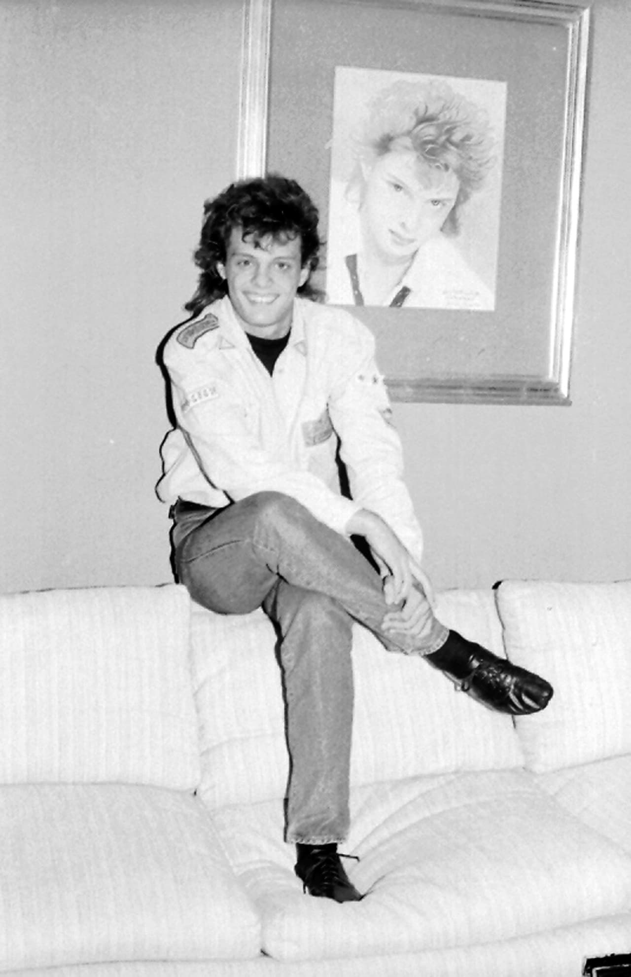 Al igual que la propia niñez y juventud del cantante, la relación que ha tenido con sus hijos involucra distintos episodios complejos. 
<br>