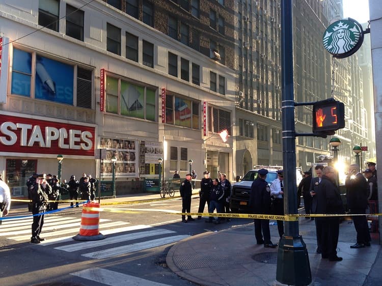 Zona acordonada por el tiroteo cerca de Penn Station.