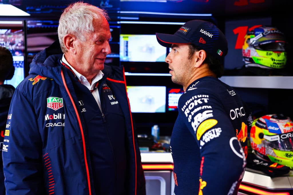 Helmut Marko defiende a Checo Pérez