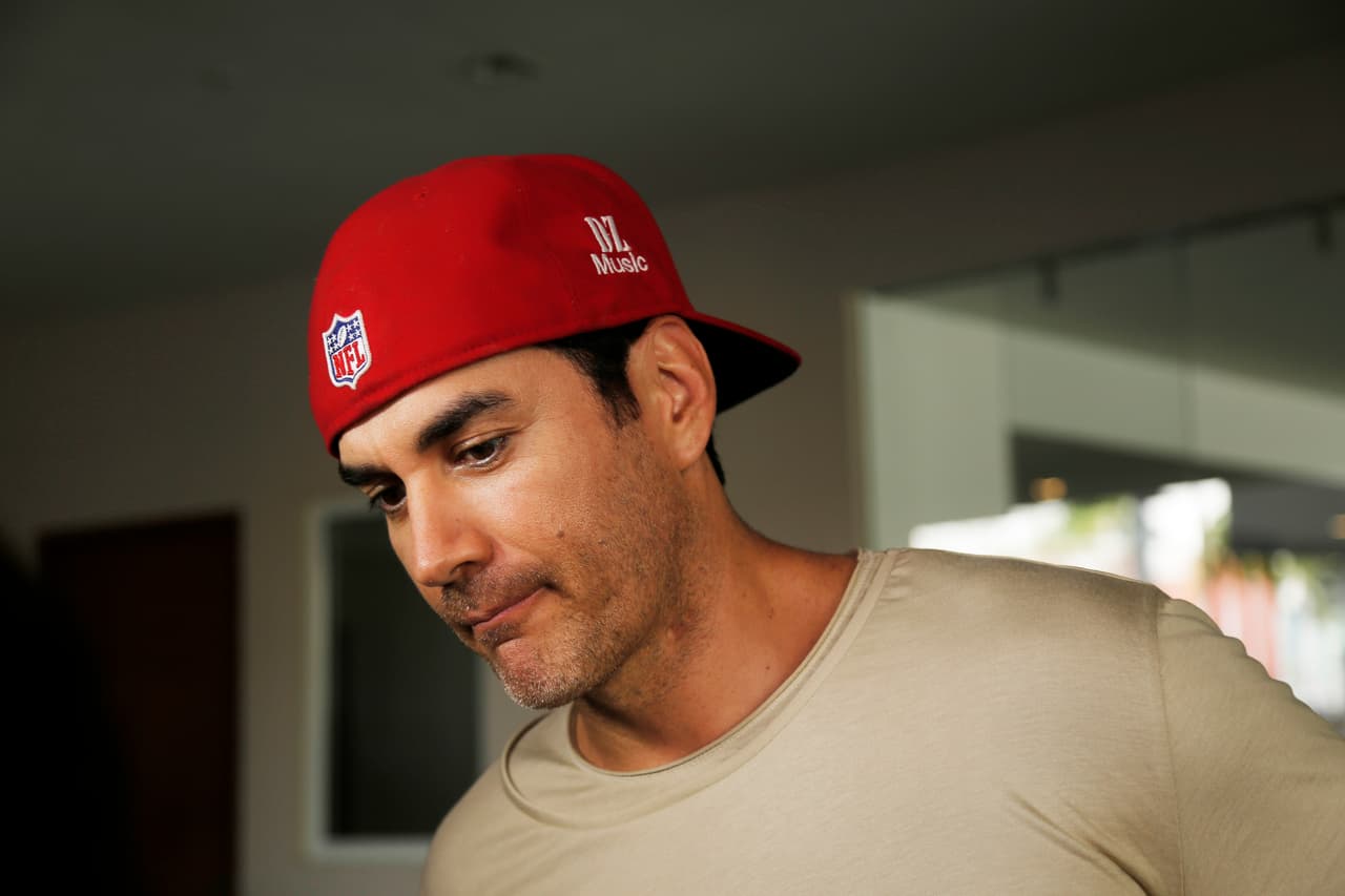 David Zepeda llegó a Acapulco muy sonriente y levantando pasiones.