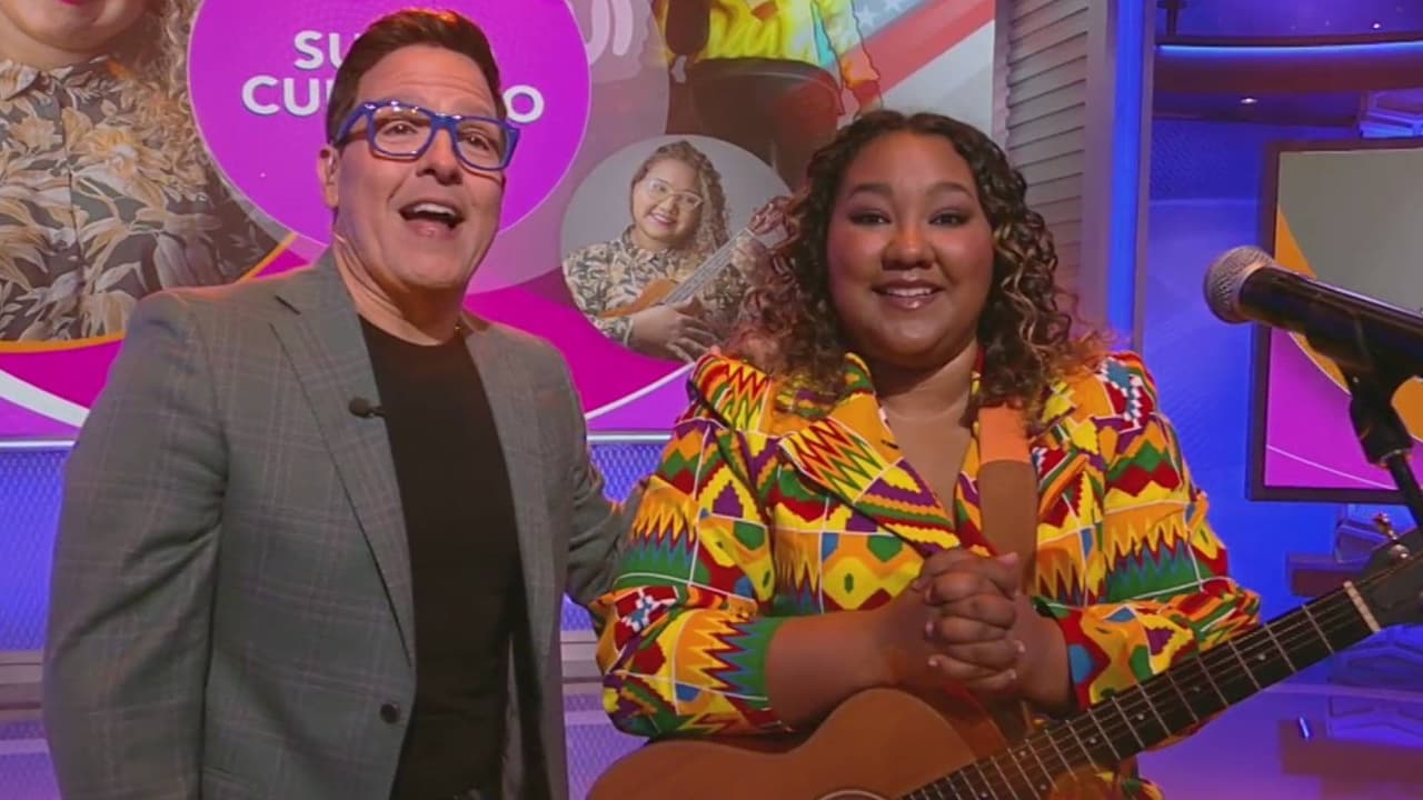 Reymar Perdomo canta la historia de miles de inmigrantes y Carlos Vives le da una ‘patadita de la suerte’