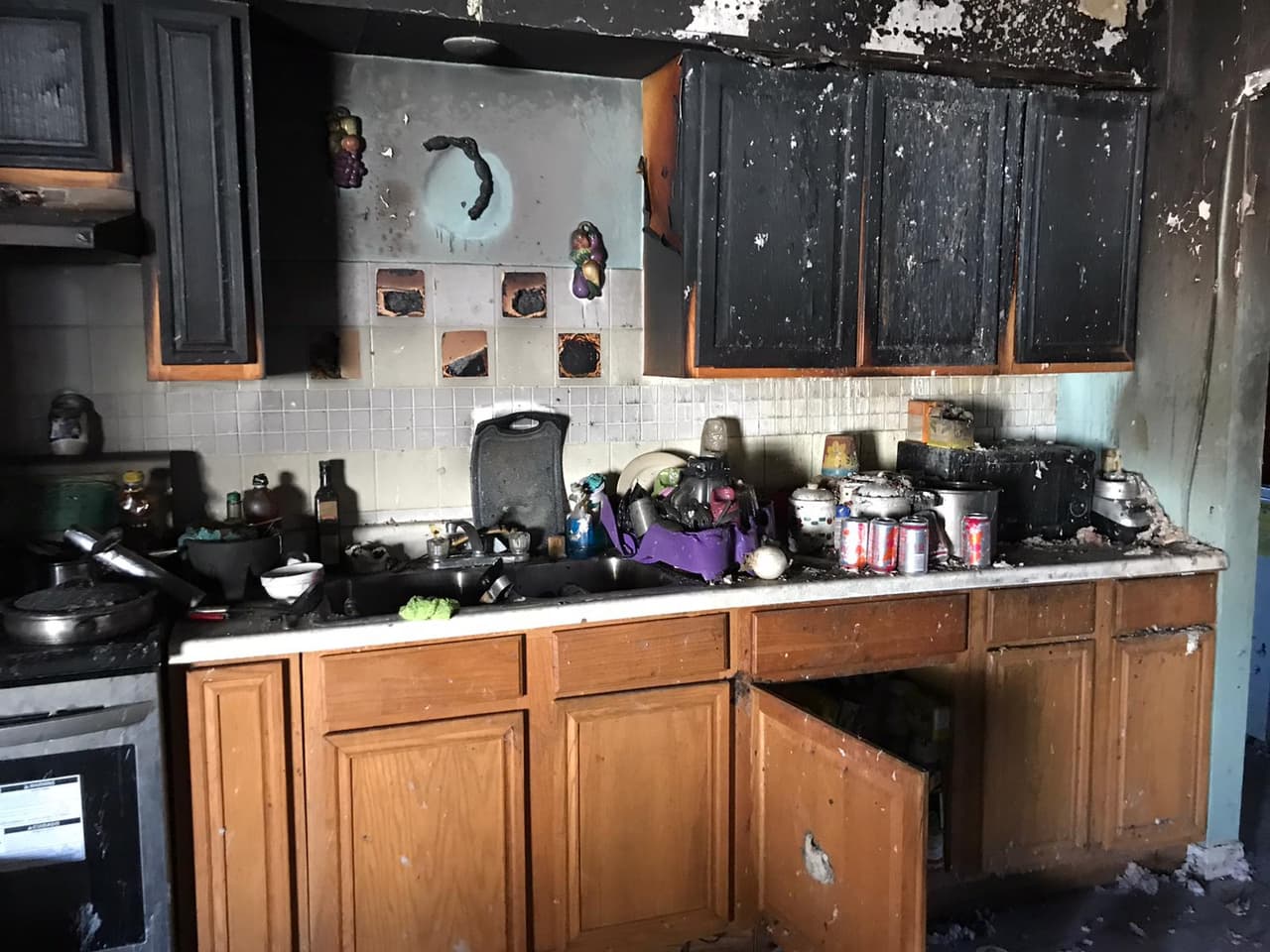 Hasta ahora, la familia no sabe que va a hacer con su hogar pues su esposo se lesionó en el trabajo hace unos meses y no puede trabajar.