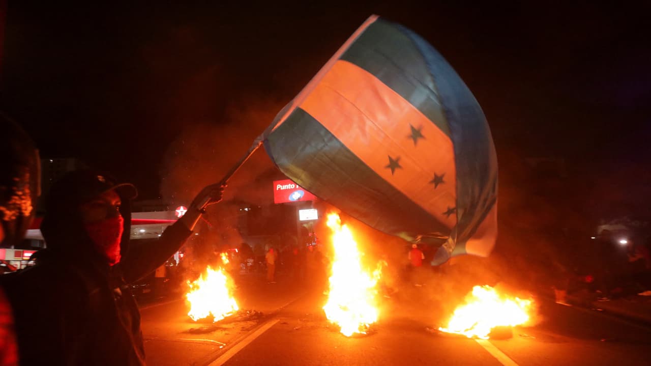 Protestas en Honduras mientras se sigue sin conocer el ganador de las elecciones