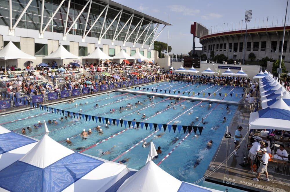 El LA84 Foundation no solo es un espacio para nadadores expertos. El público puede disfrutar de este histórico lugar por 3.50 dólares los adultos y 1 dólar los menores.