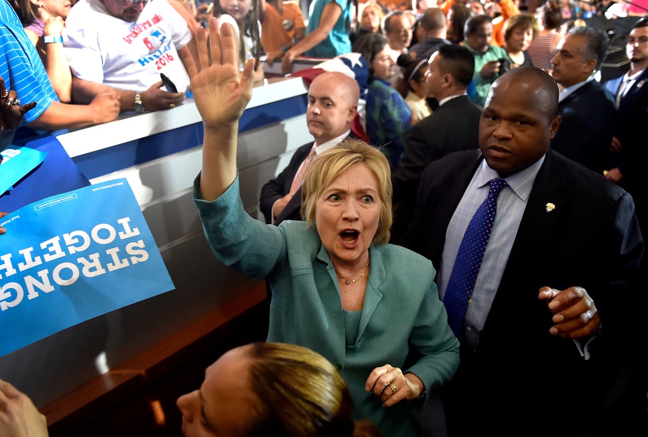 Donald Trump en cambio no ha invertido nada en espacio publicitario en televisión desde mayo.