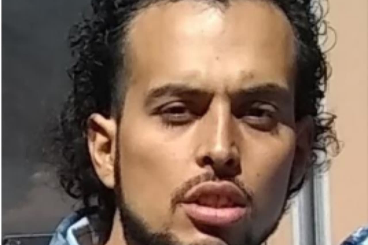 Buscan a un hombre hispano de 30 años que desapareció del vecindario North Lawndale 