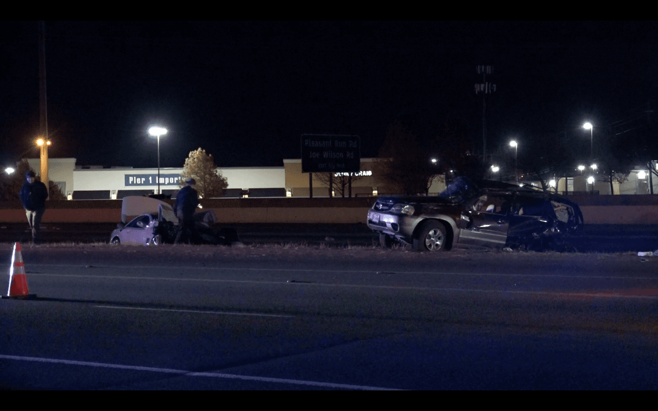 Investigadores determinaron que Shaw había estado tomando en un bar de Dallas antes del accidente, señaló la policía.