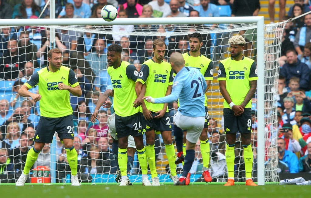 Al minuto 48 llegó el cobro magistral de David Silva para anotar el entonces 4-1 sobre el Huddersfield Town.