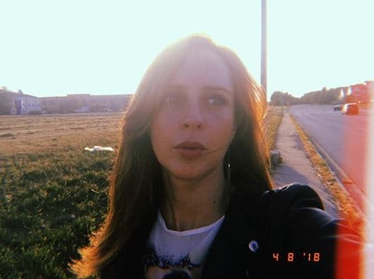 "Pues yo preferiría que no (se dedicara a la actuación), pero es su decisión", consideró la actriz al hablar de si permitiría que Irka iniciara una carrera artística.