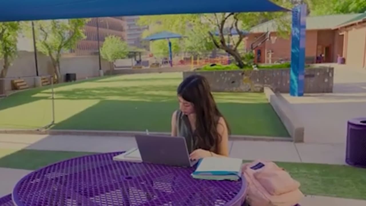 Abren convocatoria a la beca Renaissance para estudiantes latinos o nativos: Mira cómo postular