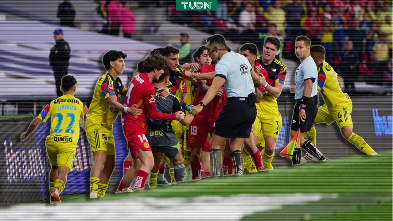 Duro castigo para jugadores de América y Toluca tras pelea en el Banorte