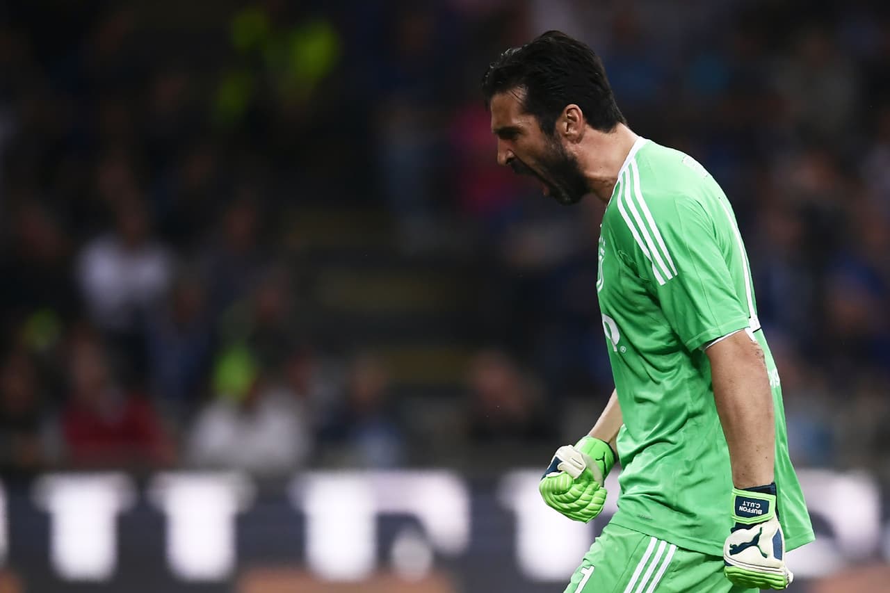 Con el anuncio de Gianluigi Buffon de su fin de ciclo en la Juventus, PSG es el equipo que más fuerza toma para quedarse con él.