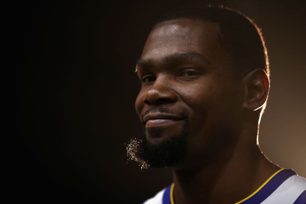 Kevin Durant ha ganado los dos últimos MVP de las Finales de la NBA con los Golden State Warriors. Esos premios, sobre todo el segundo, han sido muy controversiales, como su llegada a este equipo.