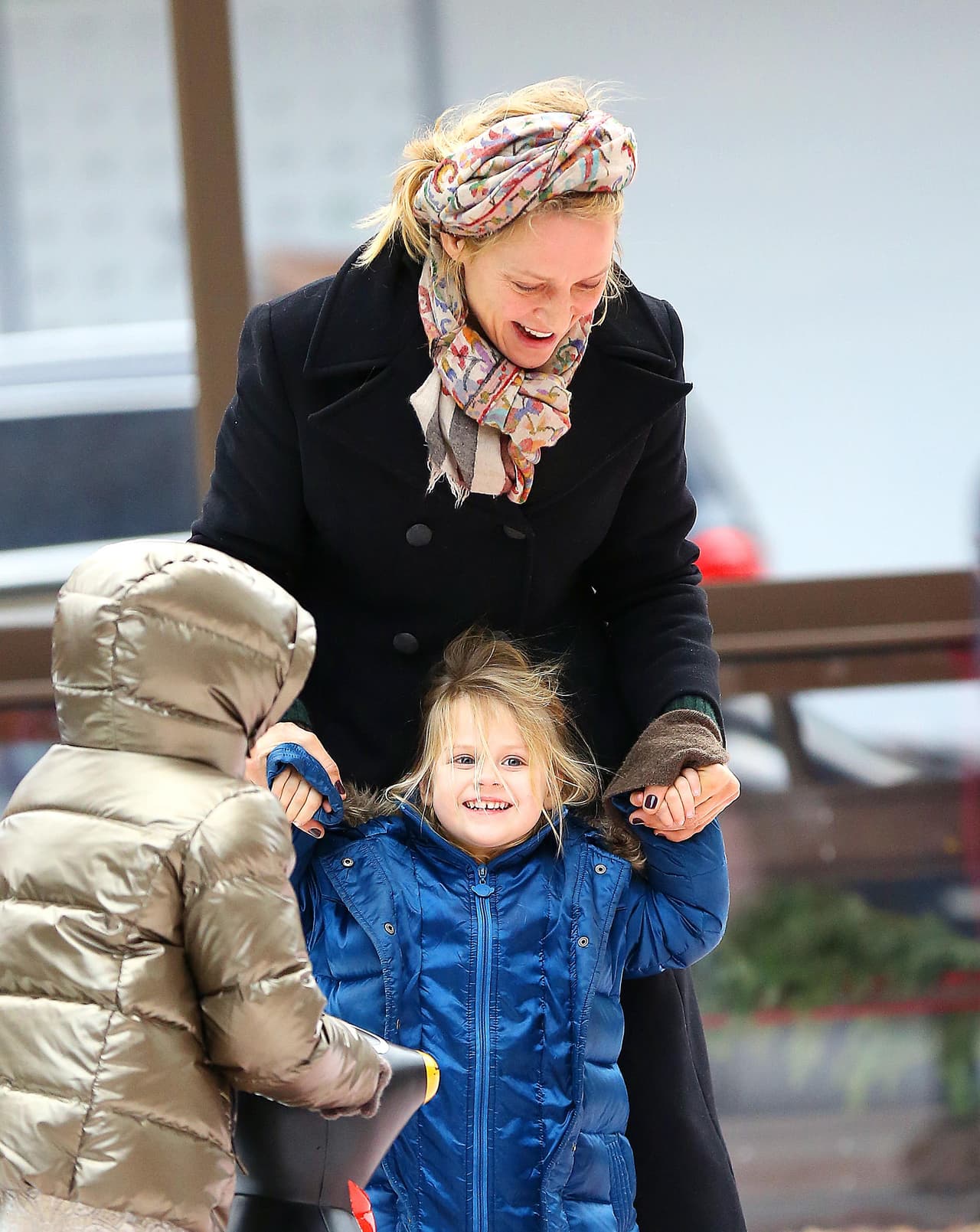 Pero mientras crece, Uma Thurman disfruta de sus días libres para hacer lo que más le gusta: ser mamá.