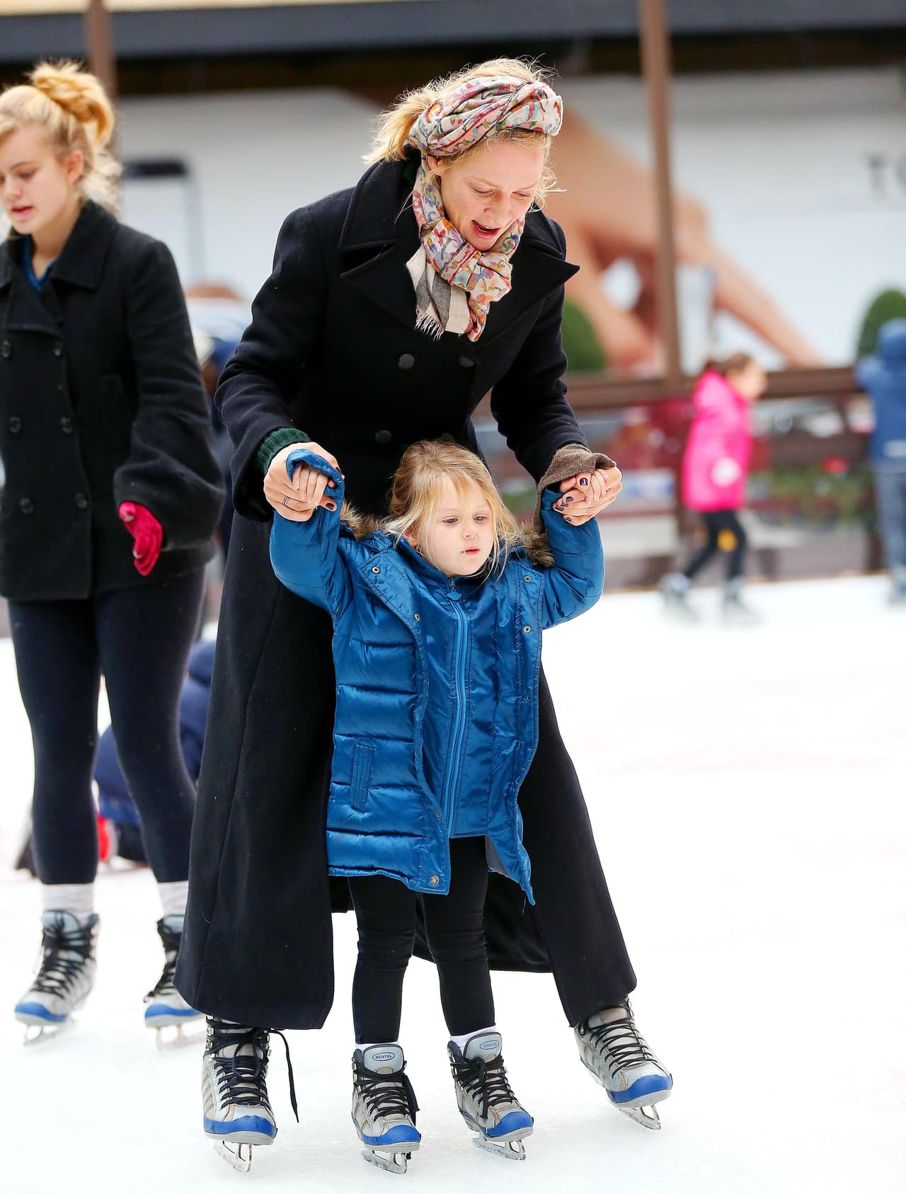 Tal vez la pequeña pueda ser la próxima patinadora estrella.