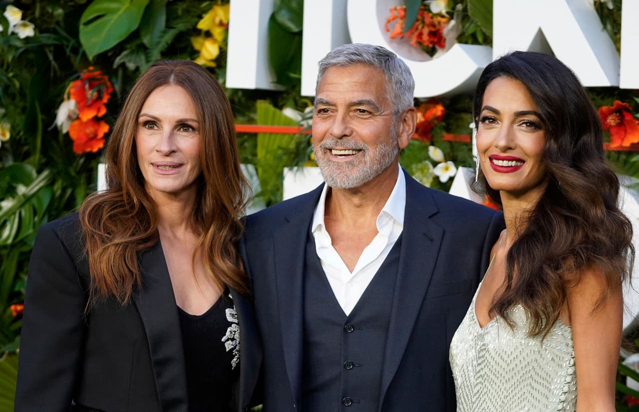 Julia Roberts, George y Amal Clooney