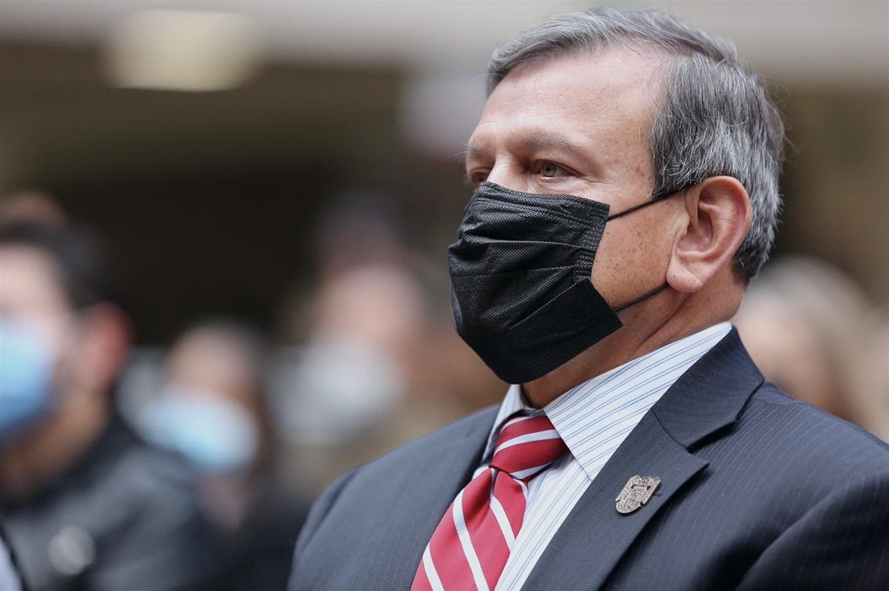 Pedro Cruz Camarena.