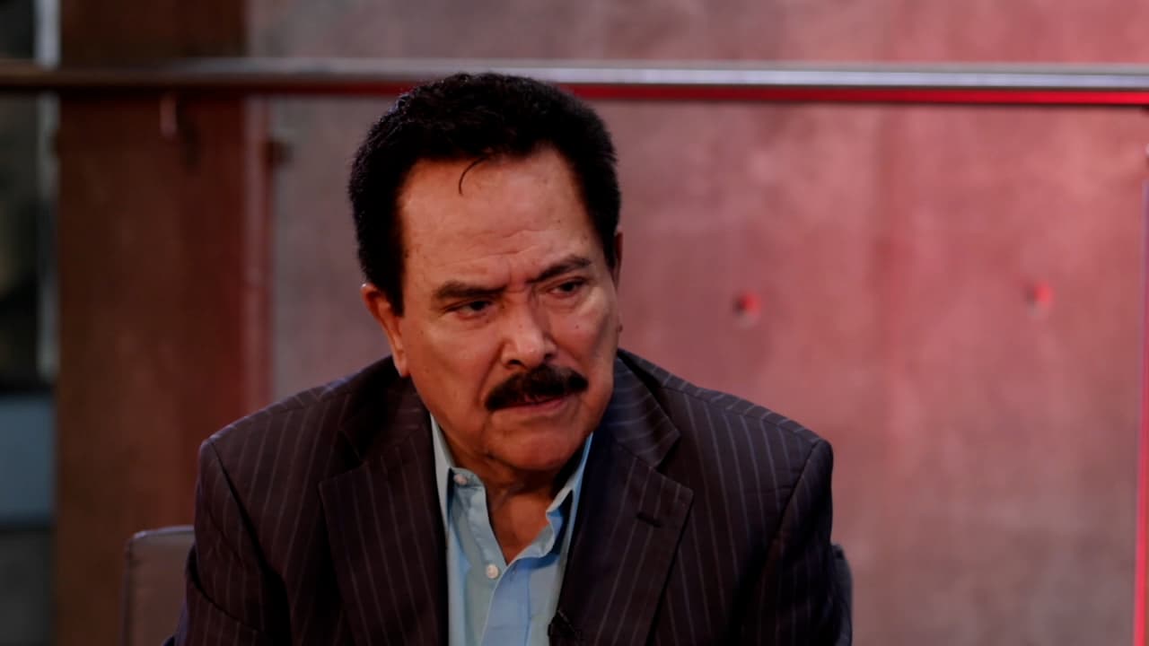 Lorenzo de Monteclaro no podrá presentarse en la gira de despedida de la cantante Chelo, en Texas,
<b><a href="https://www.univision.com/local/dallas-kuvn/otro-artista-mexicano-sin-visa-lorenzo-de-monteclaro-no-estara-en-sus-conciertos-en-estados-unidos" target="_blank"> debido a retrasos en su documentación migratoria</a></b>. El artista expresó su pesar y reafirmó su compromiso con el público hispano. Su caso se suma al de Julión Álvarez.