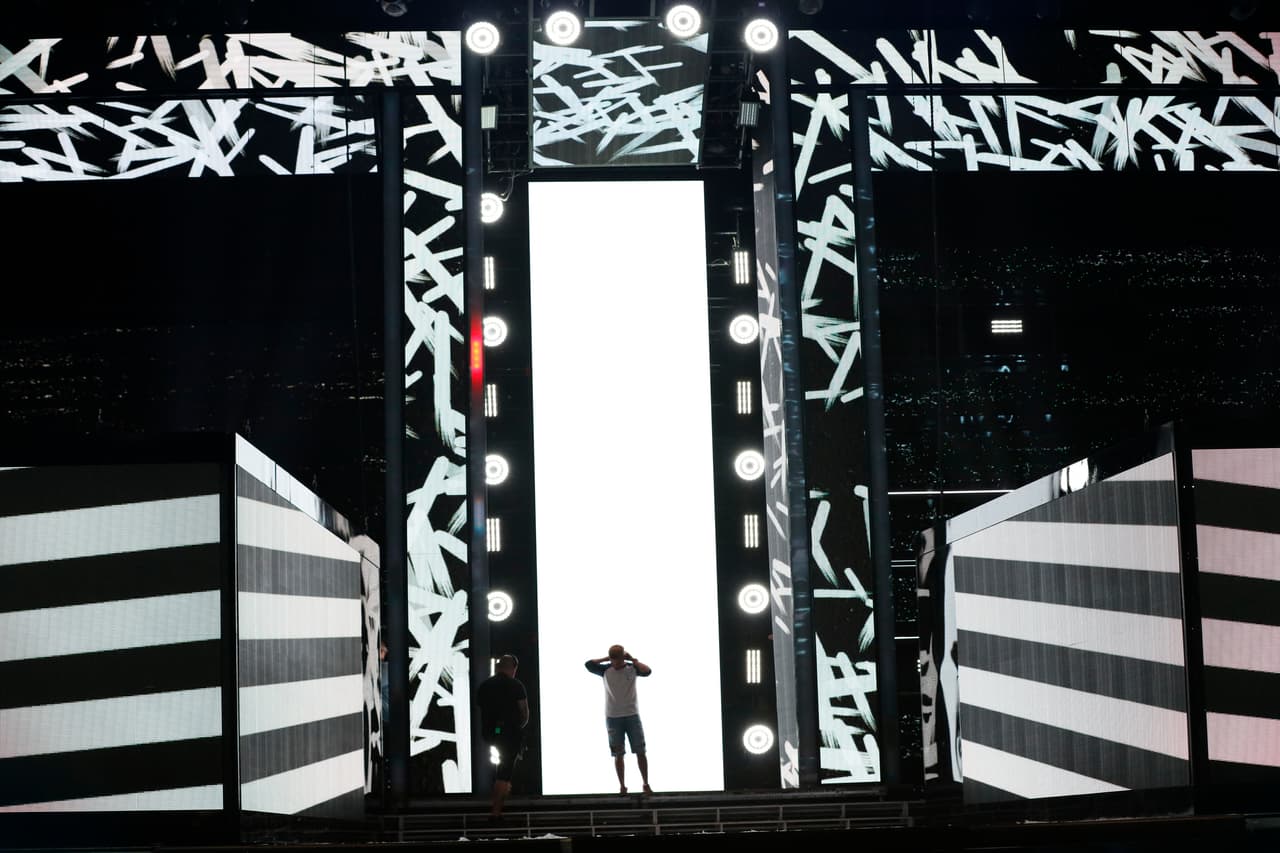 Silvestre Dangond cuidó hasta la escenografía.