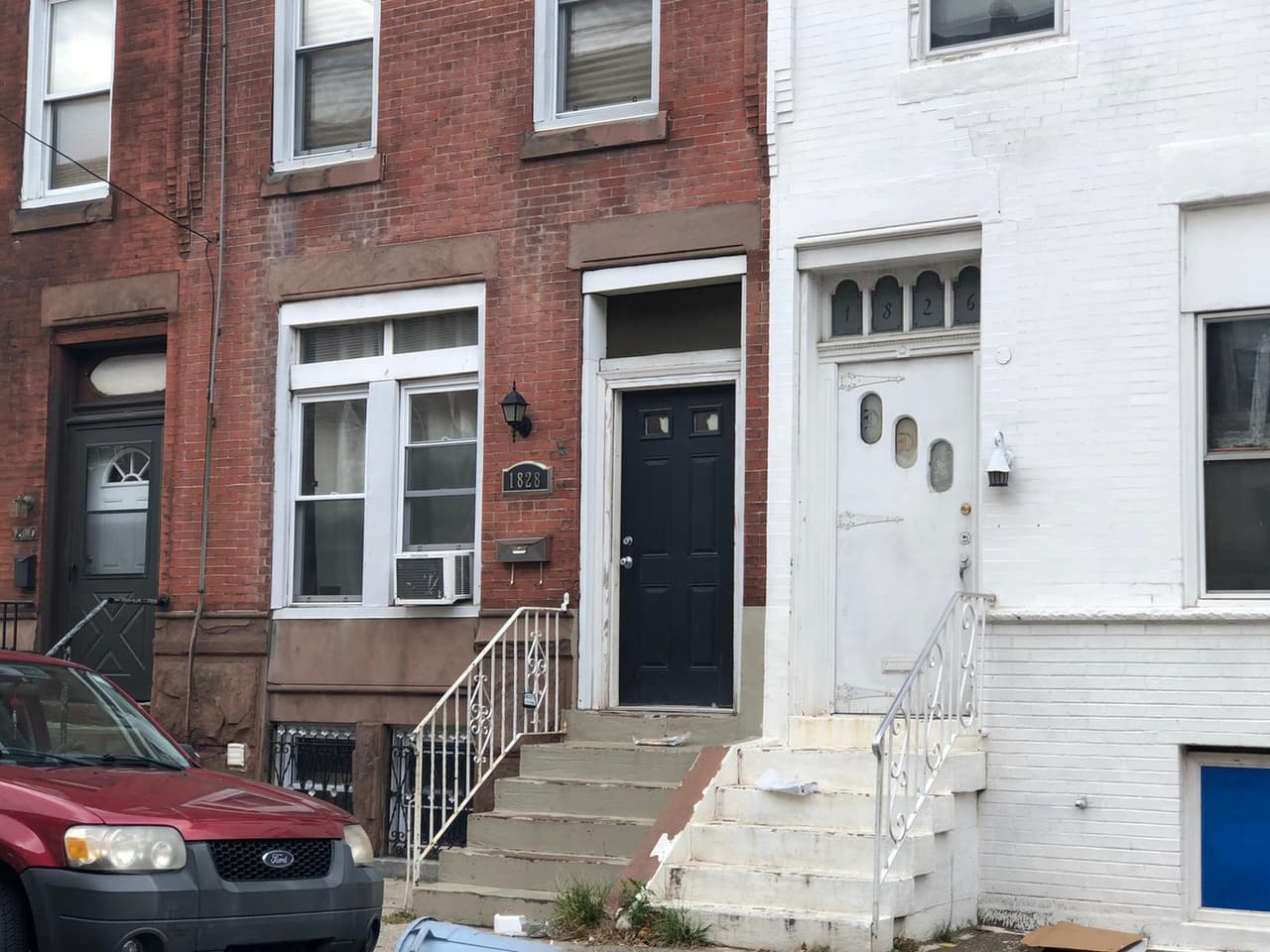 El descubrimiento se realizó después de la medianoche en la cuadra 1800 de South en la calle18.
<br>