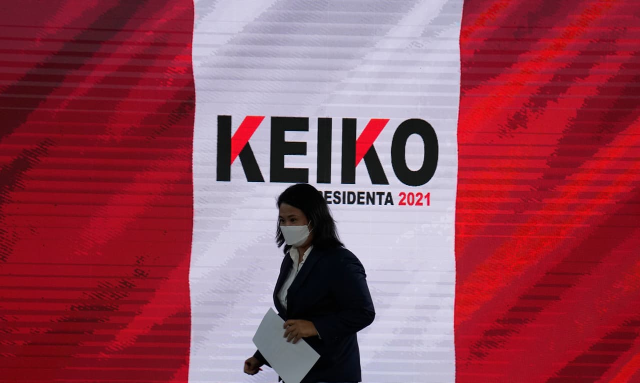 La candidata presidencial Keiko Fujimori a su llegada a una rueda de prensa en la capital peruana.