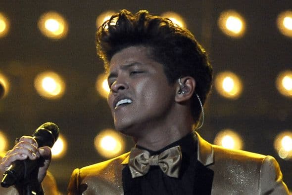 Bruno Mars (29 años). Ganancias: $60 millones