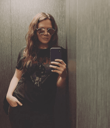 Y fue así que 
<b>negó la veracidad de esa información</b> sobre su supuesto embarazo de gemelos. Este martes sí compartió la información real, aunque n
<b>o dijo cuándo tendrá a su bebé</b> en brazos y mucho menos 
<b>qué nombre le pondrá.</b>