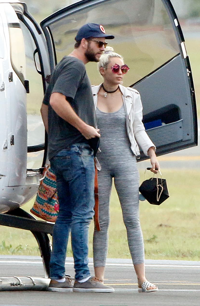 Wow! Miley sí que está cuidando su radiante figura, es una bella mujer.