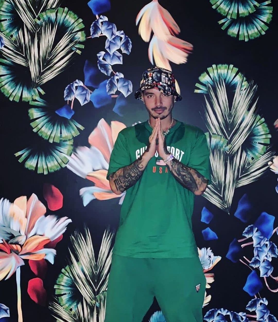 Como su nombre lo indica Papi Steak es un steak house, en donde el chef selecciona cortes de carne de primera y mariscos y les da un twist de creatividad moderna, que ha seducido a estrellas como 
<b>J Balvin. Snoop Dogg, Diddy, DJ Khaled y Maluma. </b>