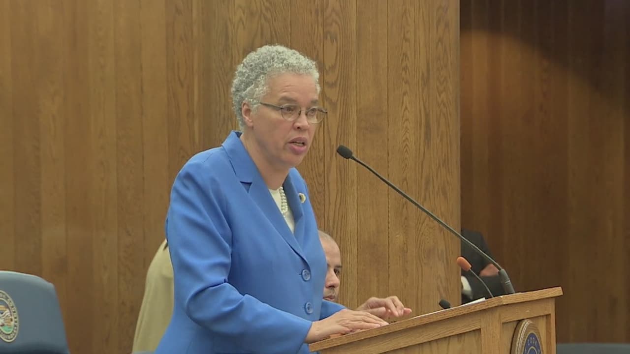 Despiden a 300 empleados del condado de Cook