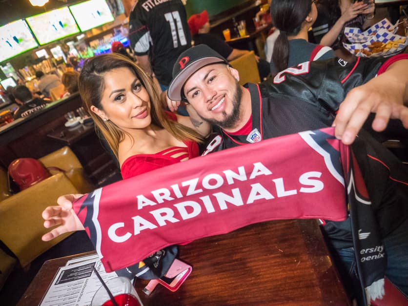 Los fans de los Cardenales andan en duelo luego que las Panteras vencieran a los Cardenales con un 49-15 , pero antes de este trágico final, festejaron por distintas partes del Valle para apoyar al equipo.