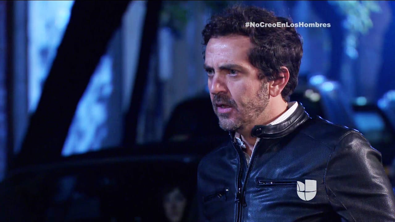 Y mucho menos Daniel, Max está completamente enamorado de María Dolores.