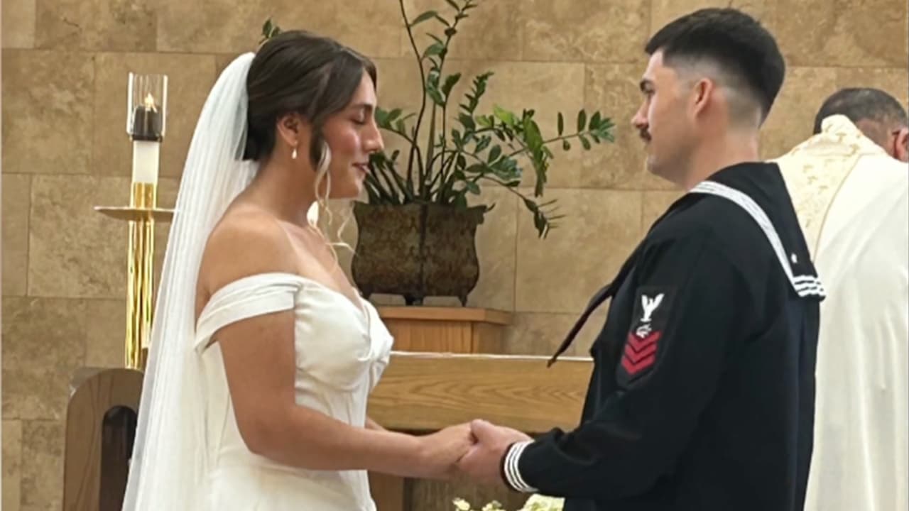 "Me rompió el corazón”: Detienen a esposa de marinero activo durante entrevista de ‘green card’