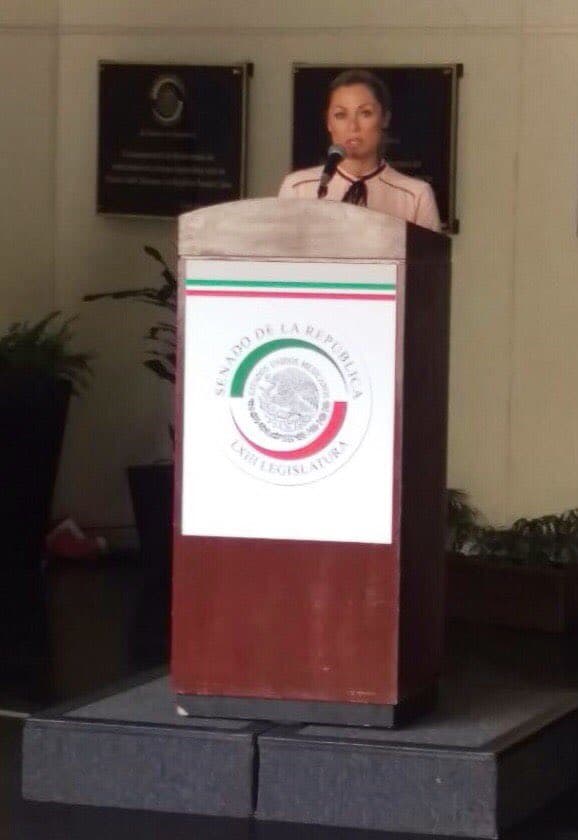 Ella es un digno ejemplo de cómo tratar con las personas que tienen el síndrome.