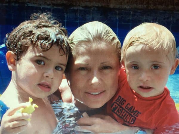 La protagonista de la telenovela 'Esmeralda' relató que por el momento las cuotas del colegio de sus hijos están cubiertas.